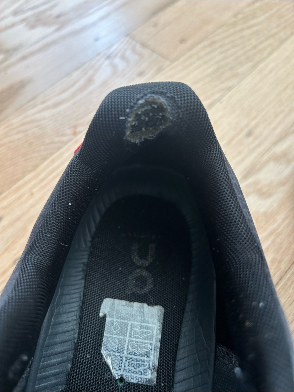 On Running Women's Athletic Shoes in Charcoal and Blush - Picture 4 of 6